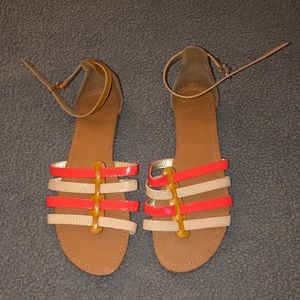 Women’s sandals